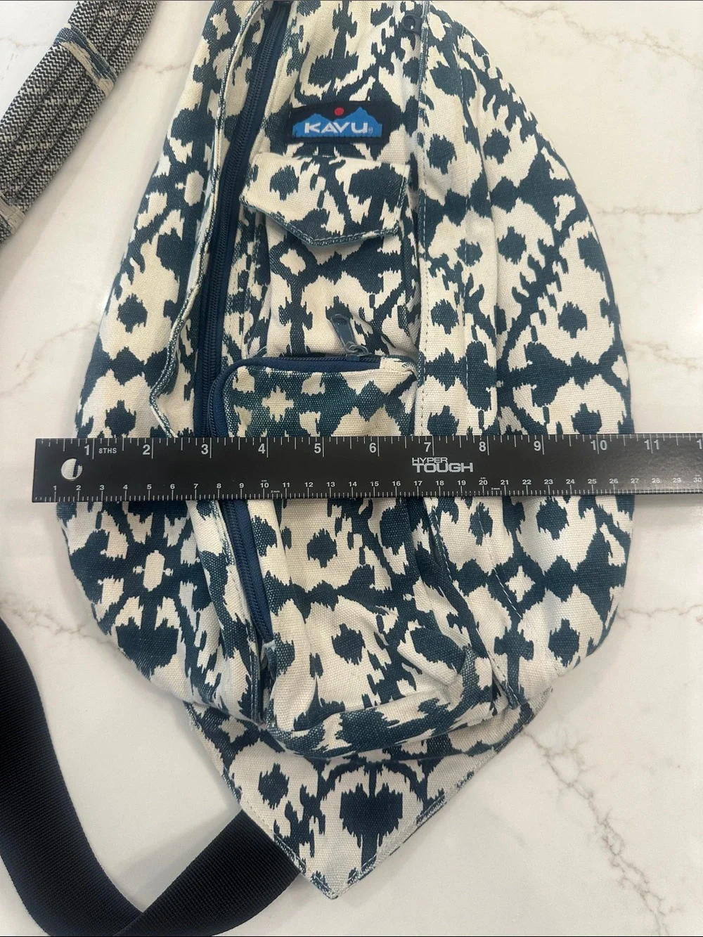 KAVU Rope Original Sling Bag Cream & Teal Print Backpack Crossbody Pockets
